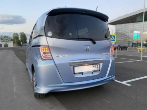 Honda Freed Hybrid